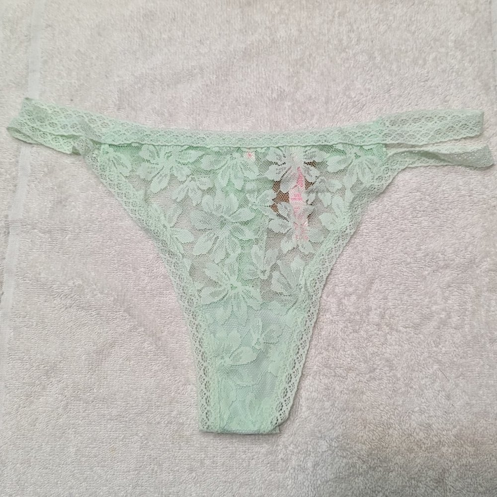 VS Pink! Allover Lace Strappy Thong - New with Tag